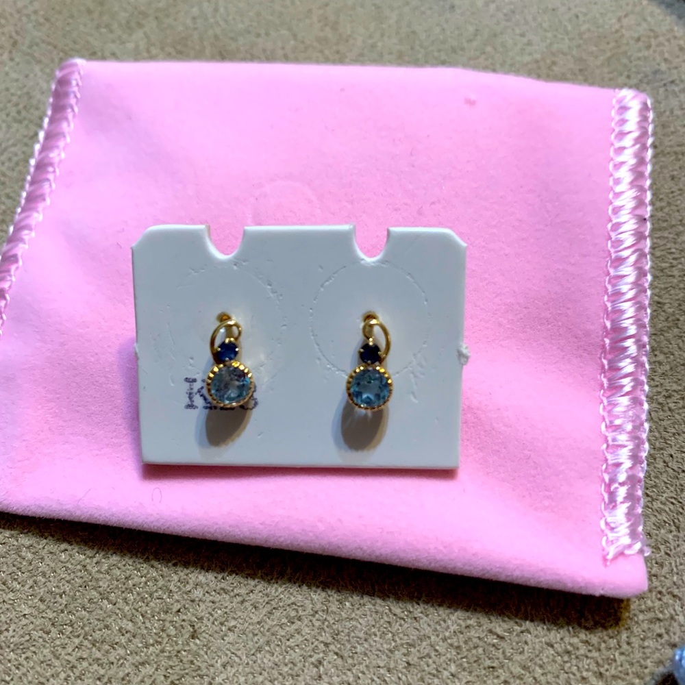18K gold earrings